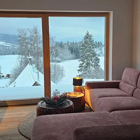 Апартаменты Penthouse Pfaenderblick Alpenpanorama Am Bodensee